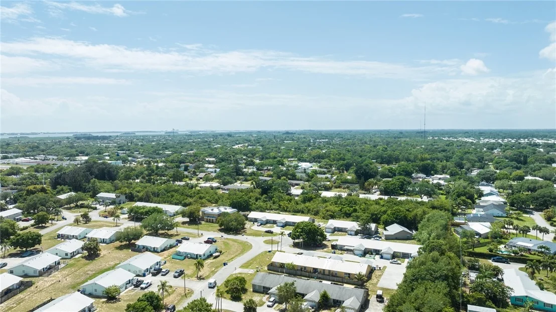 Photo of 555 Old Dixie Highway