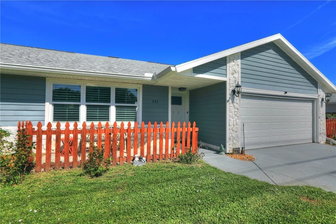 Photo of 753 Tulip Drive