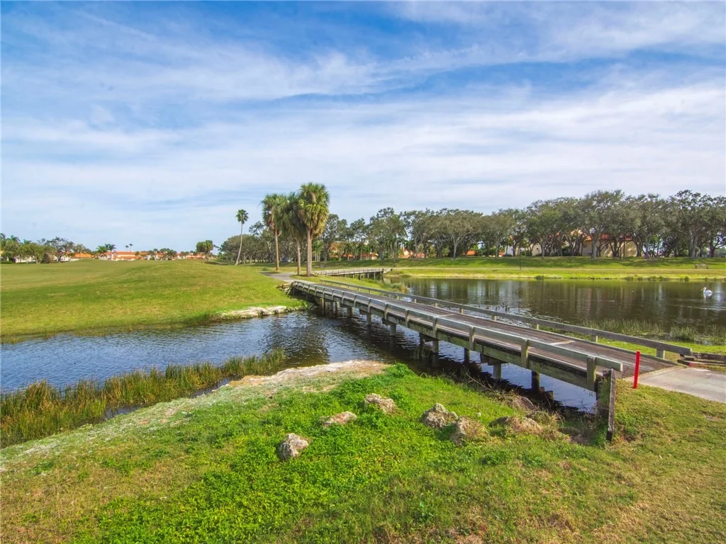 Photo of 1765 Victoria Circle
