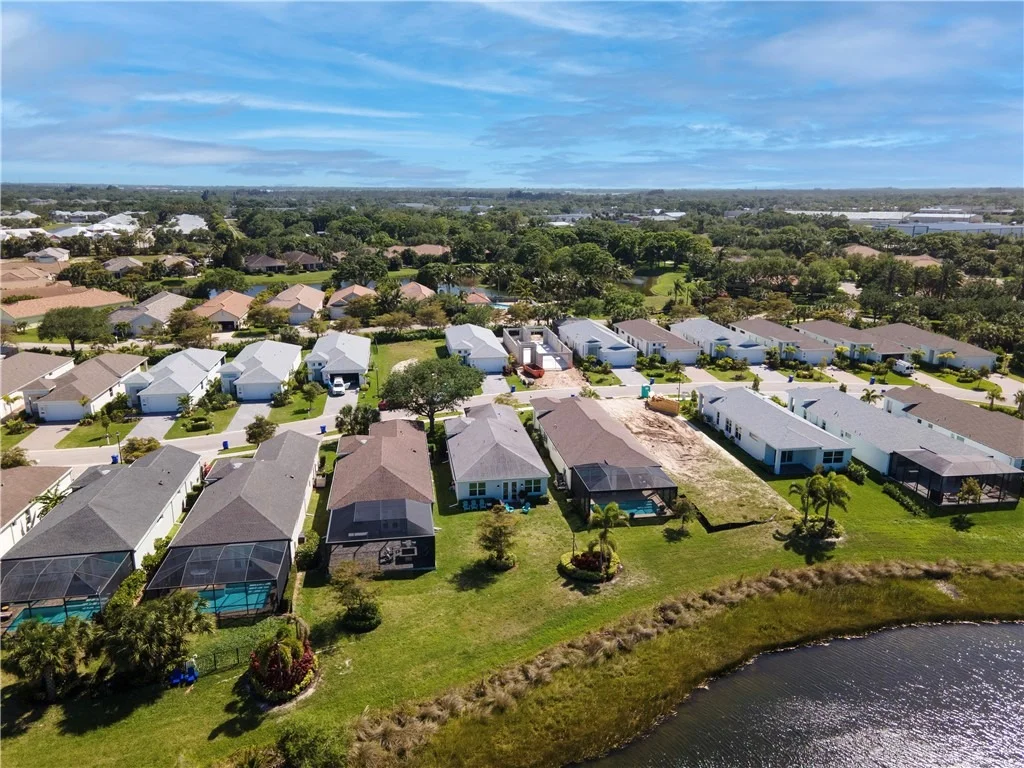 Photo of 2172 Falls Manor