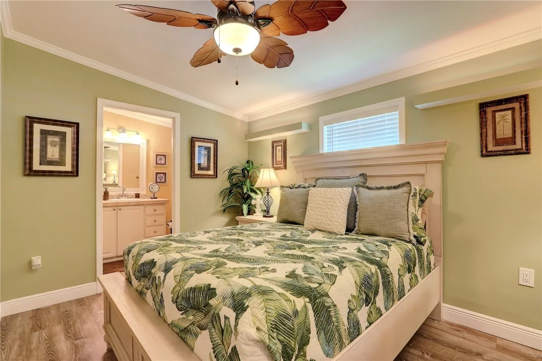 Photo of 424 Loquat Drive