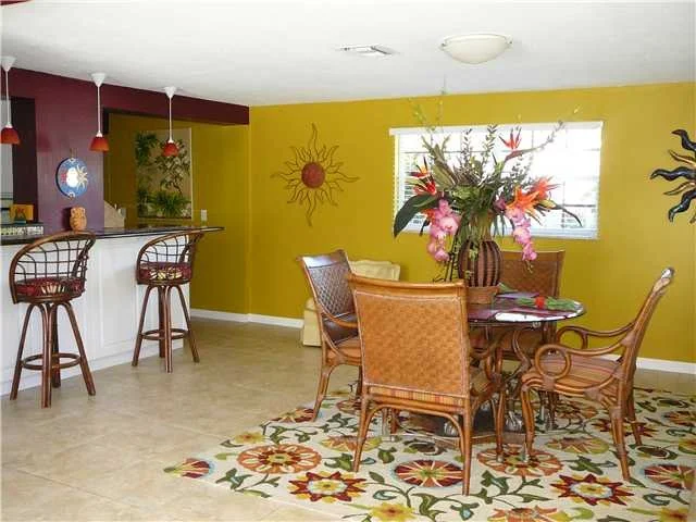 Photo of 716 Hibiscus Lane