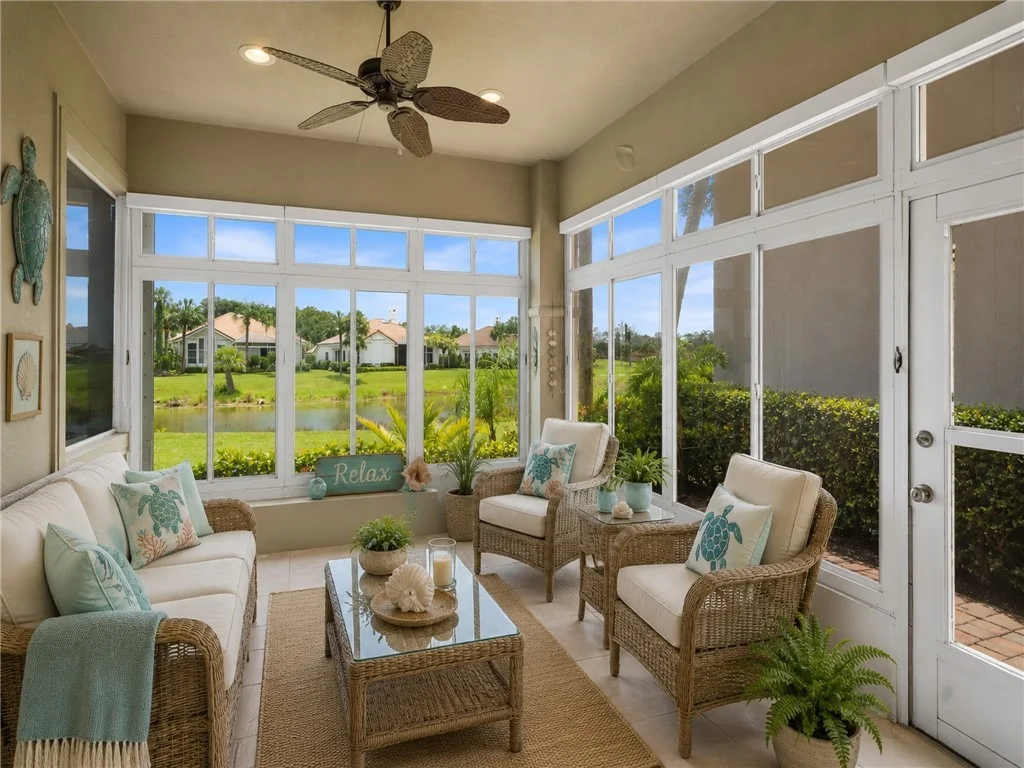 Photo of 1733 Victoria Circle