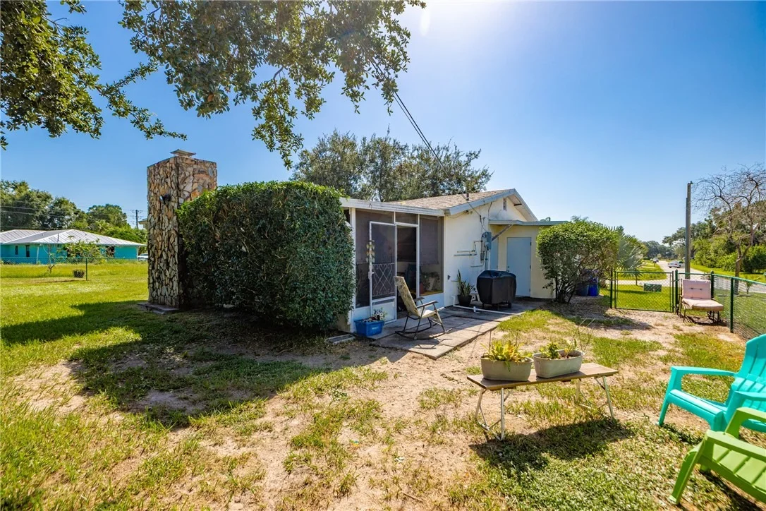 Photo of 1043 Rose Arbor Drive