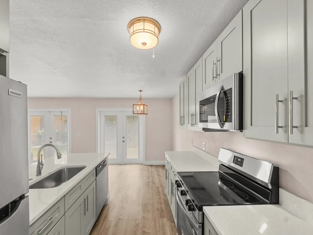 Photo of 4065 46th Lane