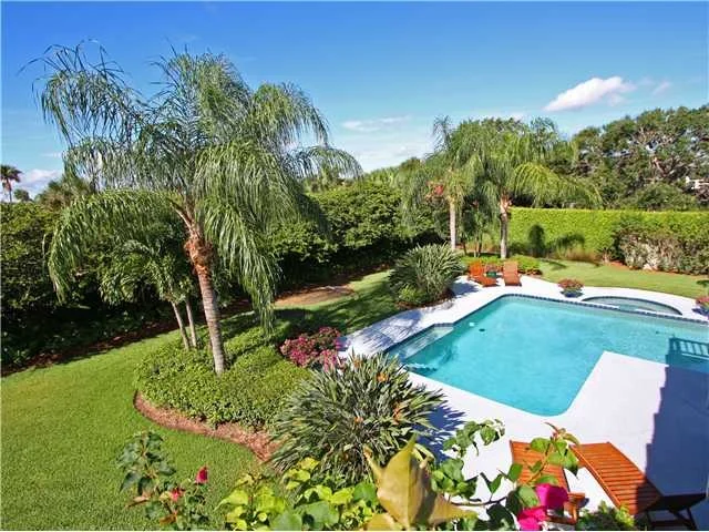 Photo of 1385 River Ridge Drive