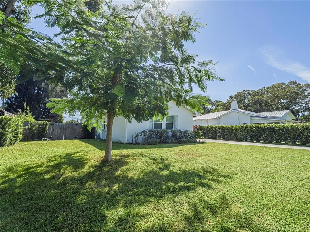 Photo of 1898 34th Avenue
