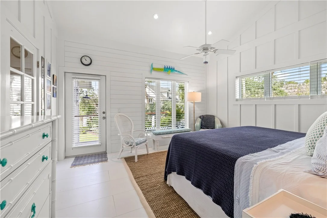 Photo of 375 Cathedral Oaks Drive