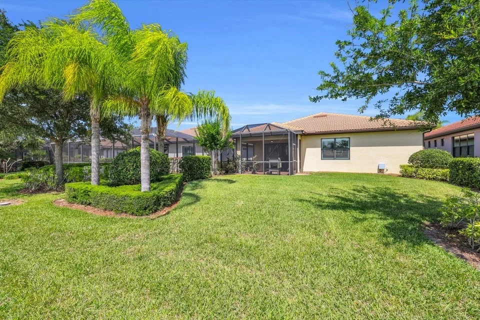 Photo of 5040 Pendelton Square