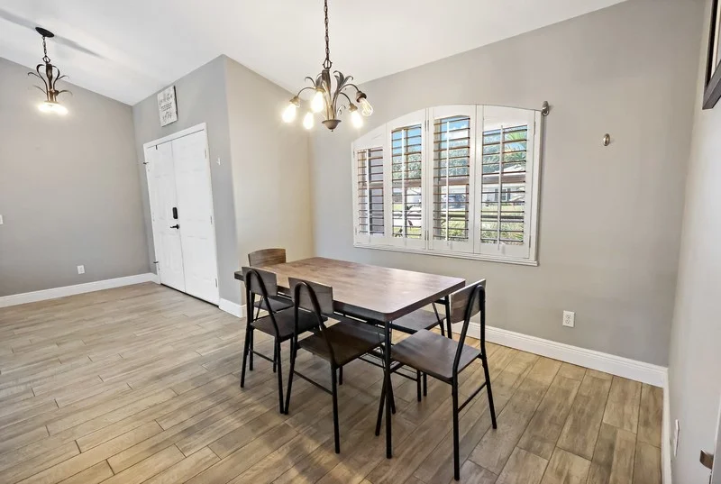 Photo of 774 Belfast Terrace