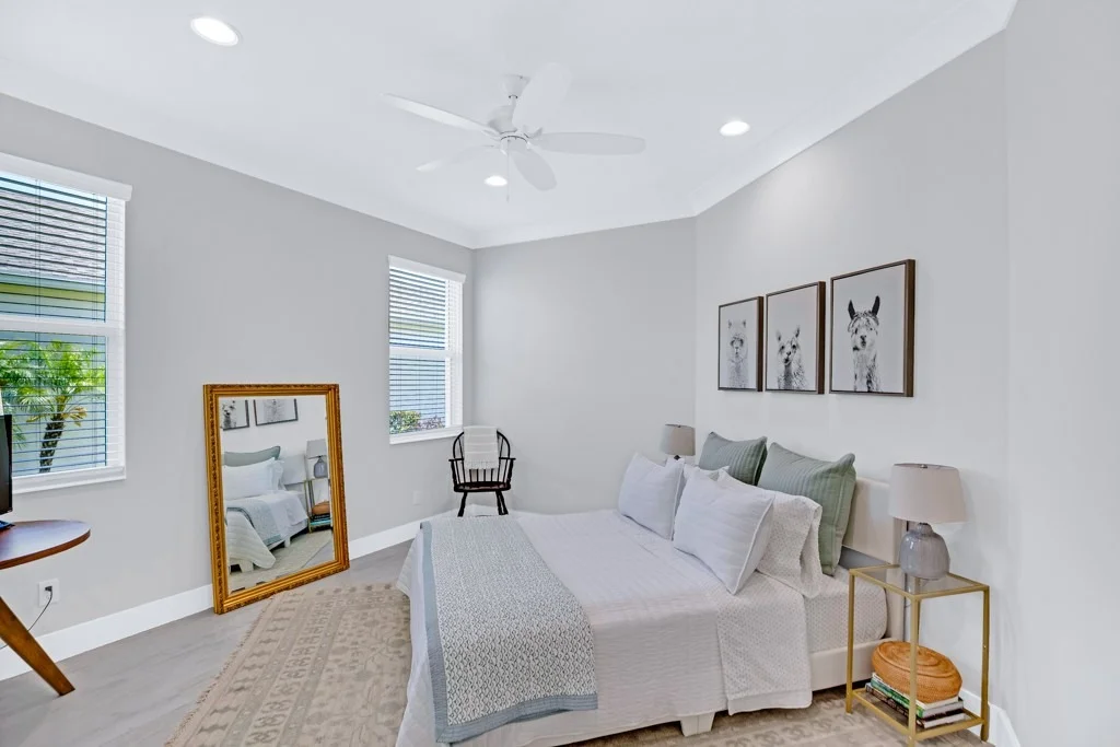 Photo of 2136 Falls Manor