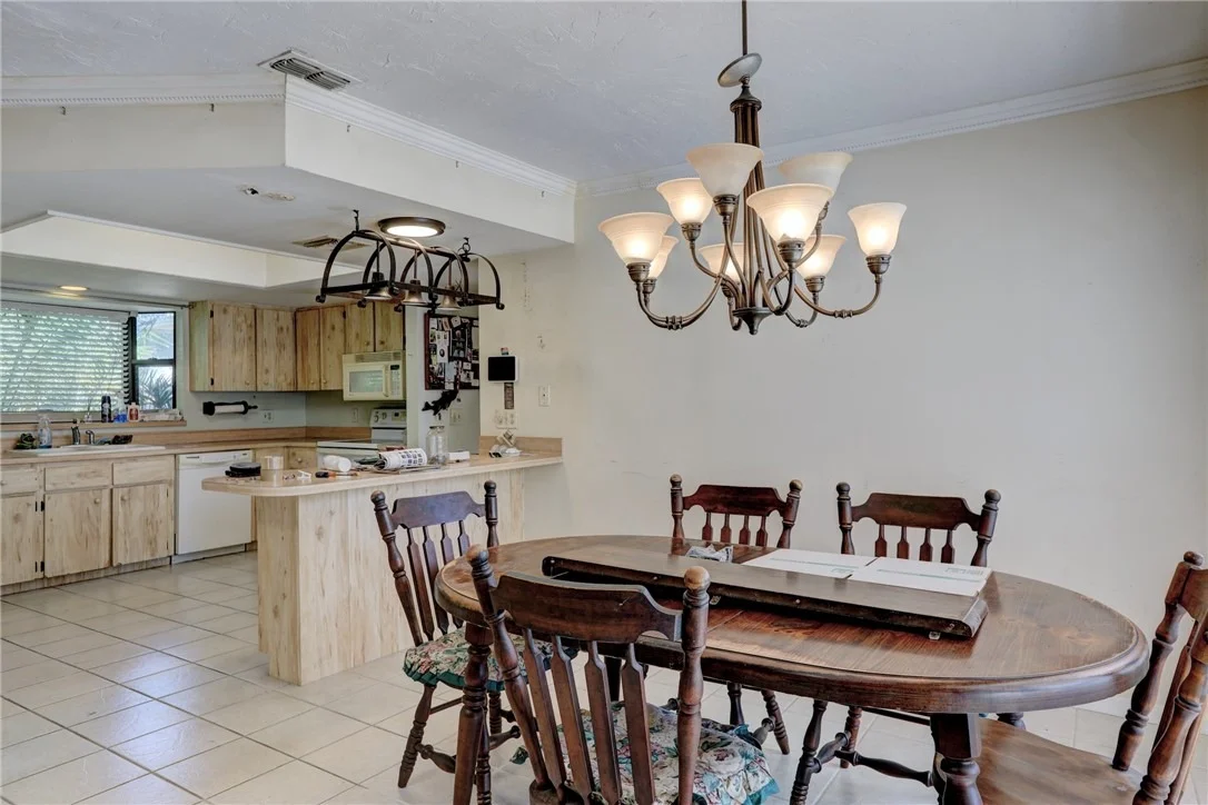 Photo of 1061 Carnation Drive
