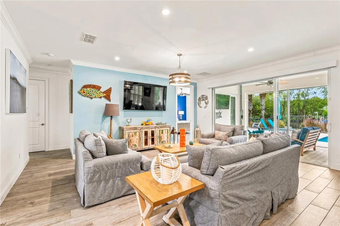 Photo of 3929 Shoreside Drive