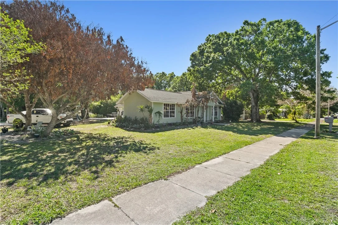 Photo of 1850 25th Avenue