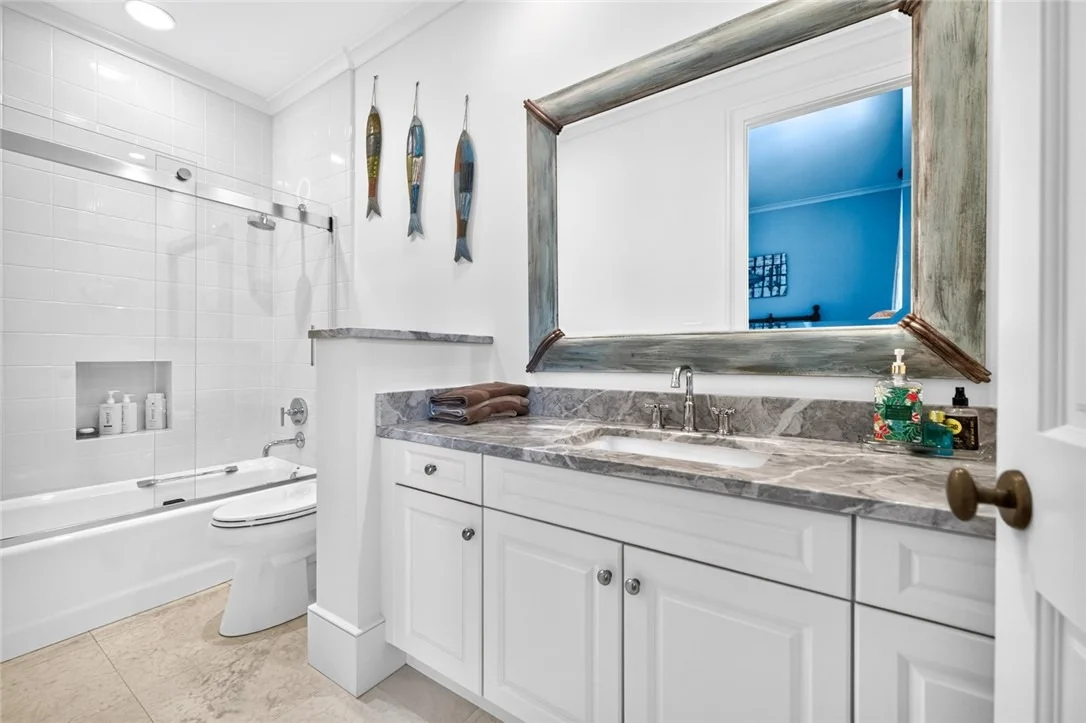 Photo of Unit 301 at 90 Beachside Drive