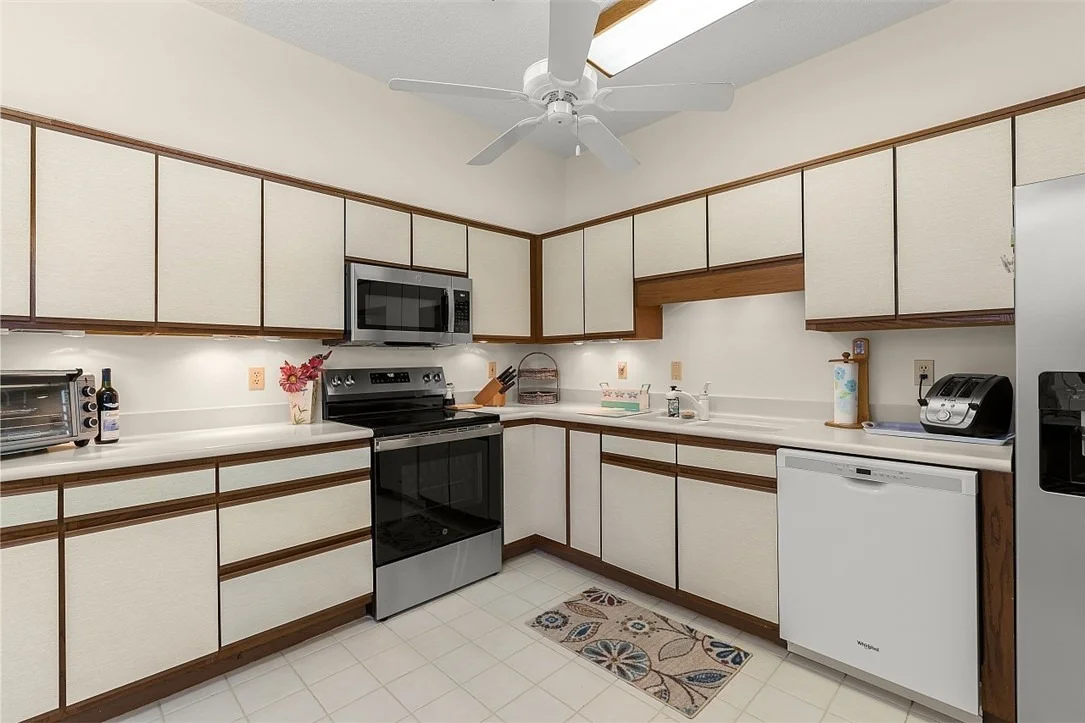 Photo of 431 Tamarind Place