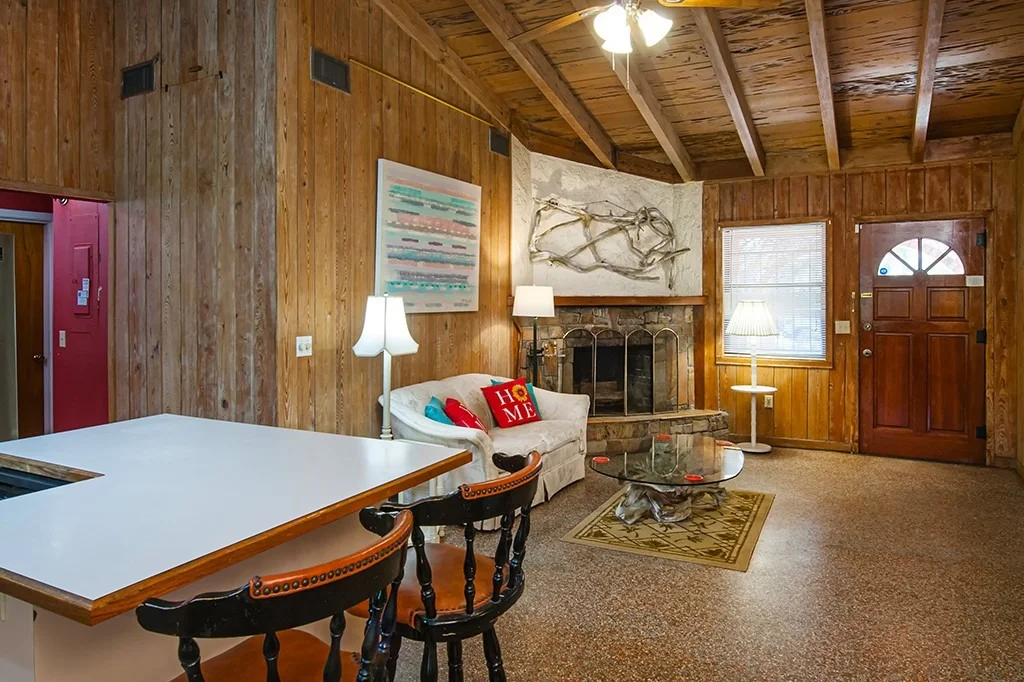 Photo of 575 Acacia Road