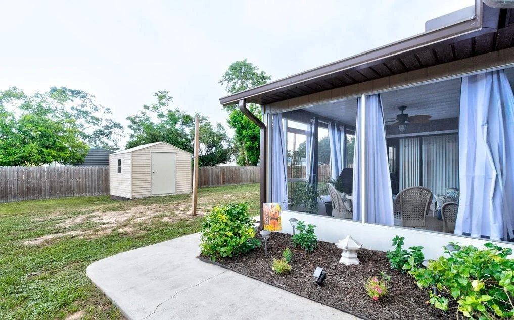 Photo of 585 Ray Street