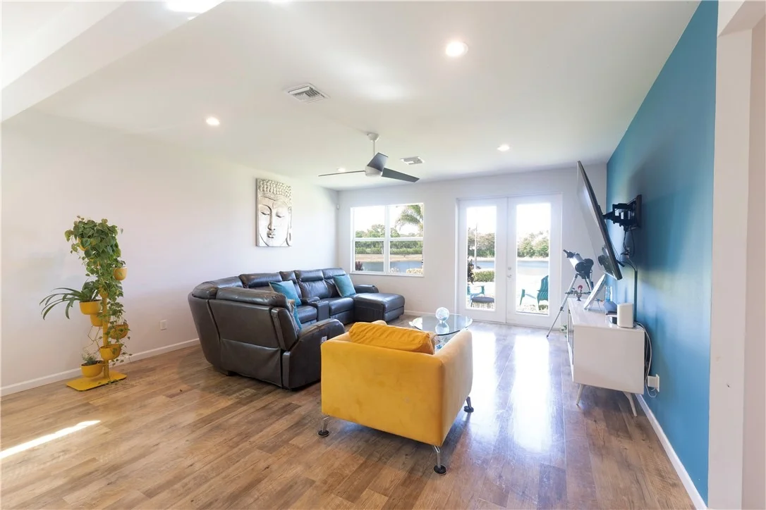 Photo of 2172 Falls Manor