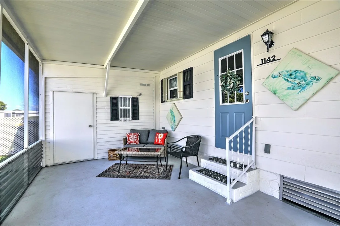 Photo of 1142 Barefoot Circle