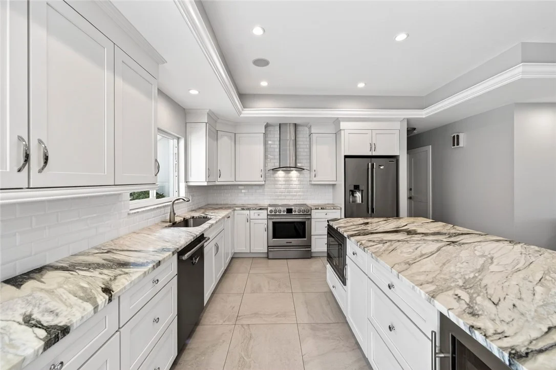 Photo of 965 Beacon Lane
