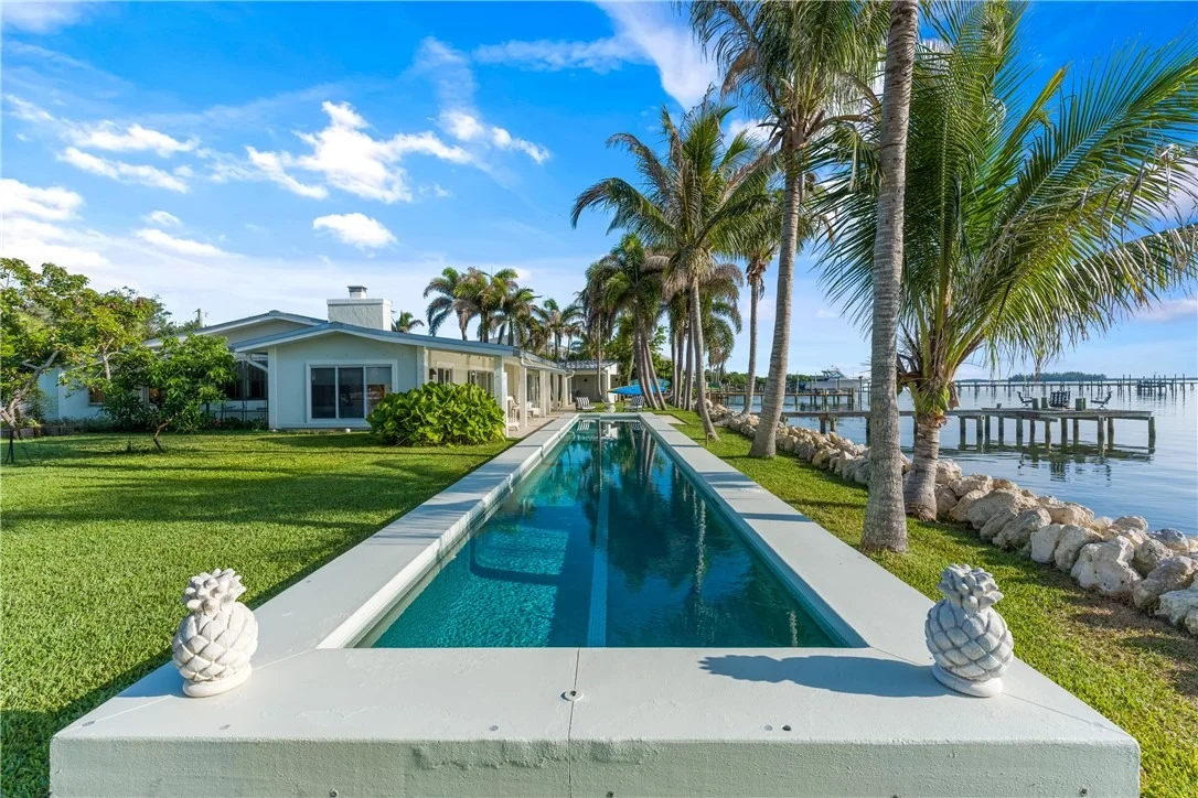 Photo of 497 River Prado