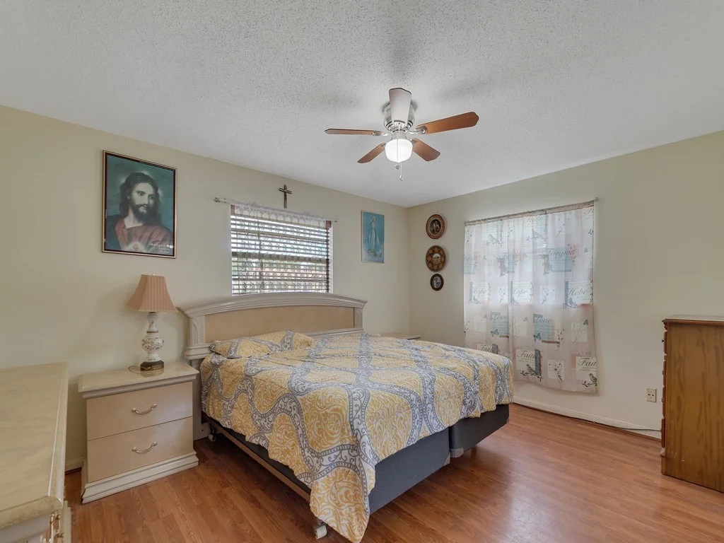 Photo of 418 Maple Street