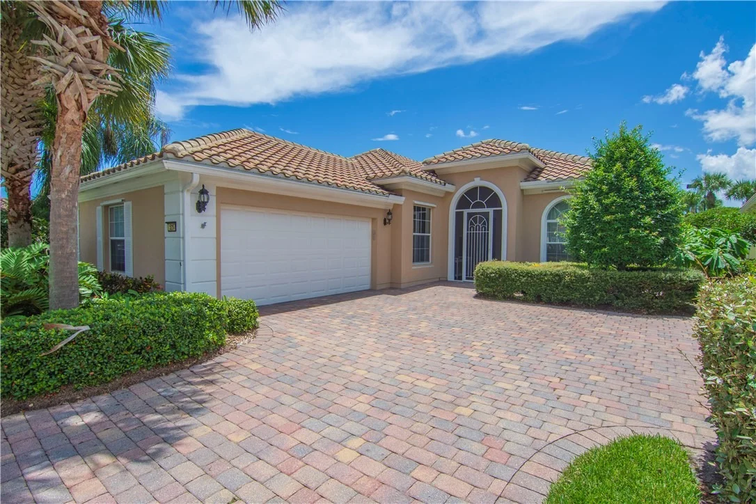 Photo of 5297 Eleuthra Circle