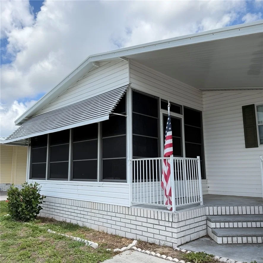 Photo of 334 Macadamia Drive