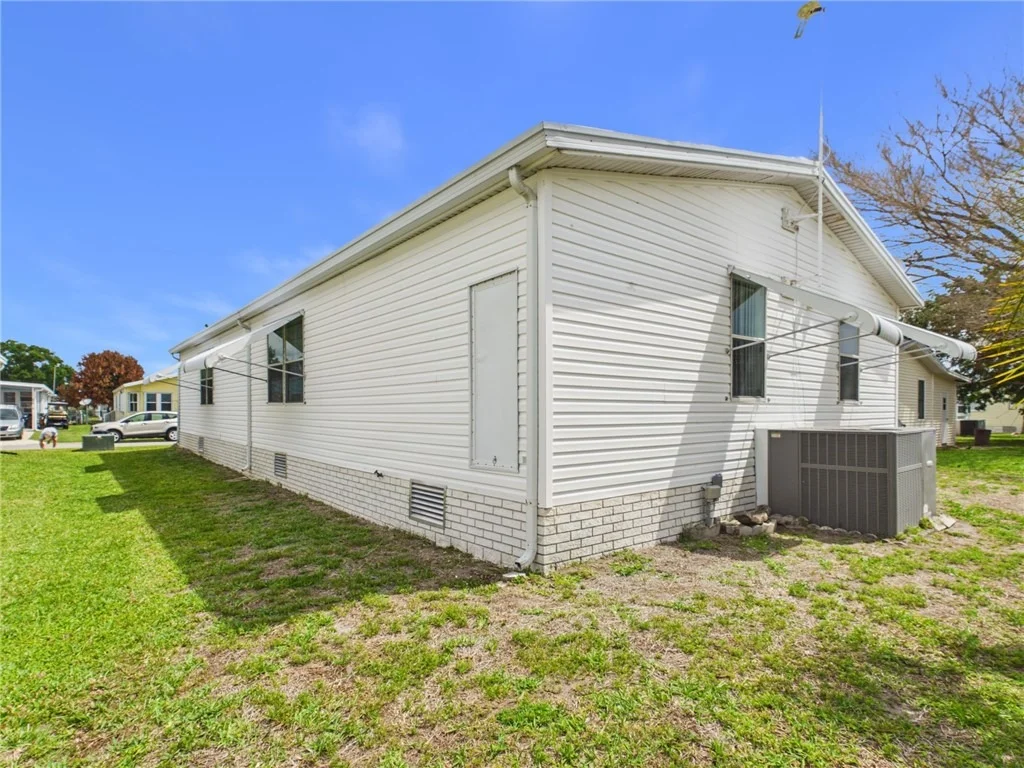 Photo of 573 Dolphin Circle