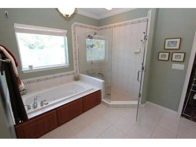 Photo of 395 Live Oak Drive