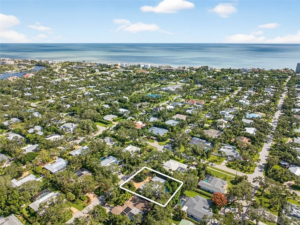 Photo of 456 Eugenia Road