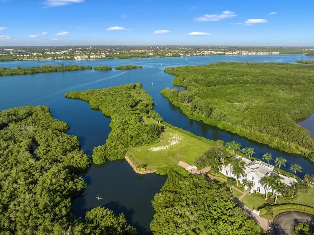 Photo of 325 Estuary Drive