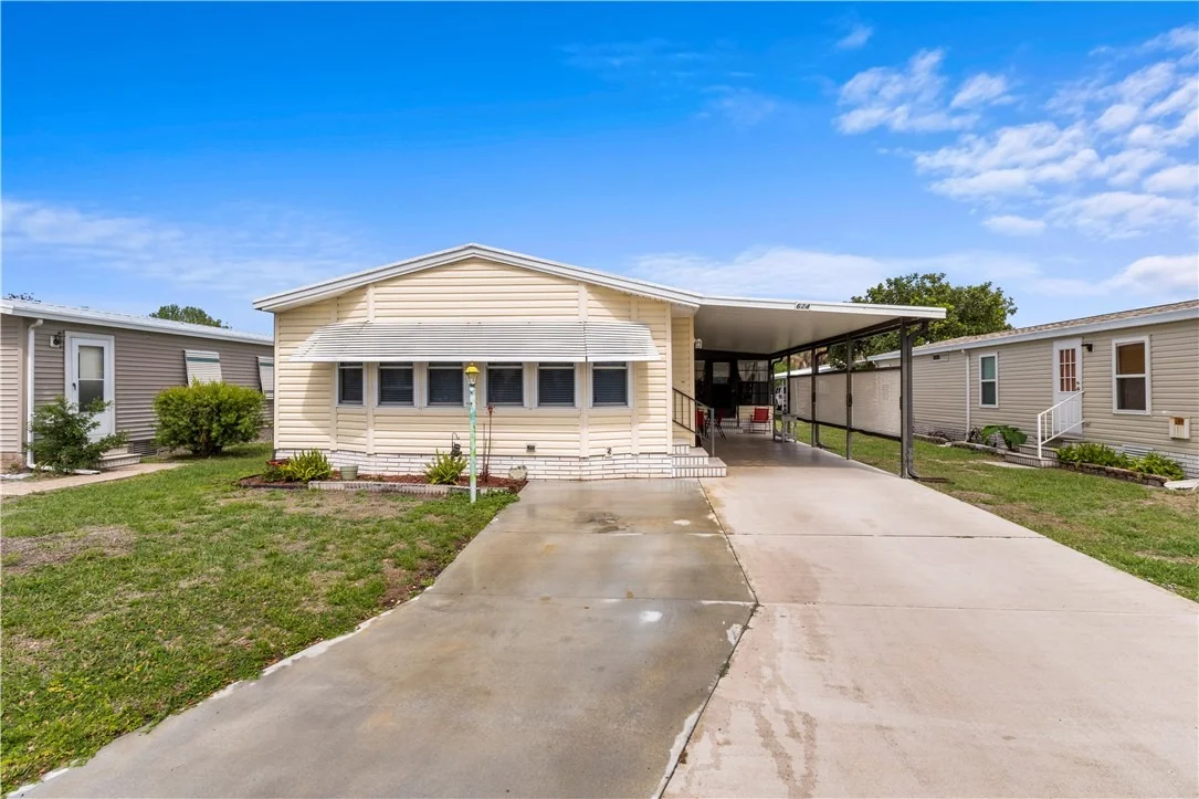 Photo of 624 Wedelia Drive