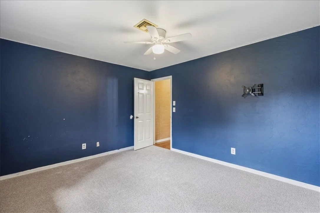 Photo of 1016 48th Terrace