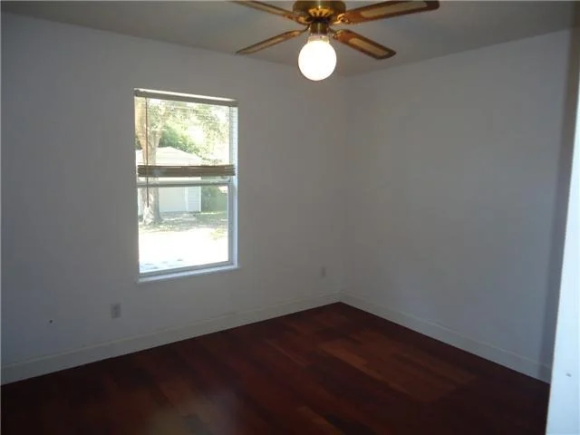 Photo of 7509 N Bl