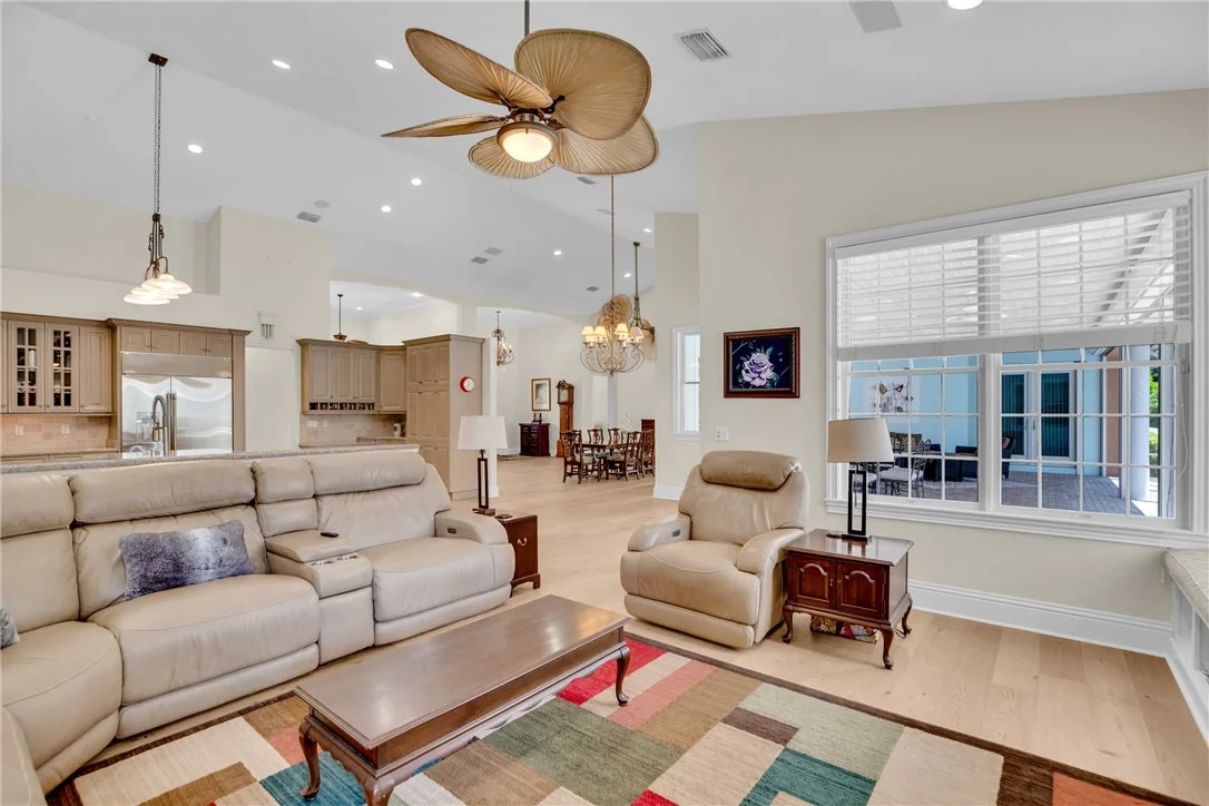 Photo of 4855 13th Lane