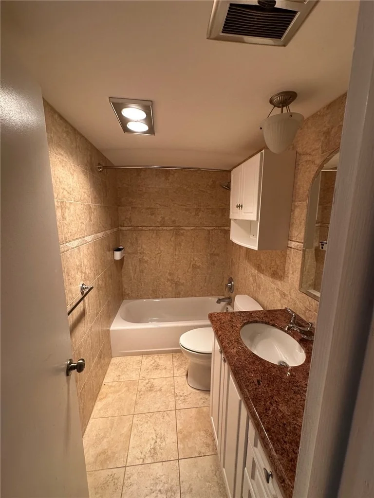 Photo of Unit 2 at 750 PINE Drive