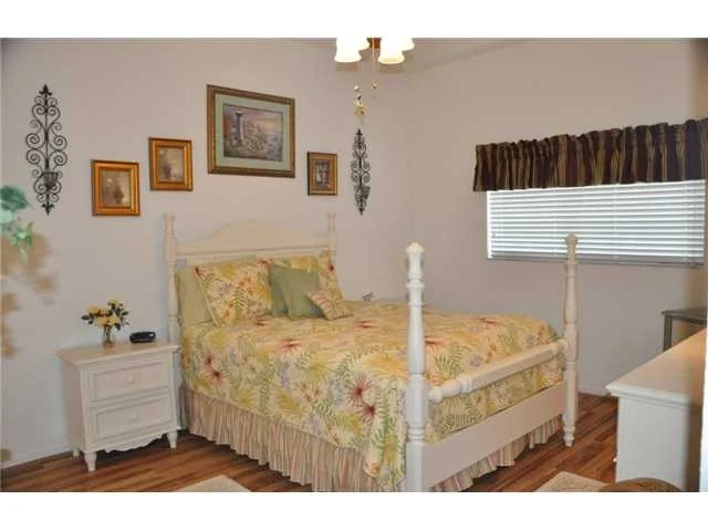 Photo of Unit 101 at 528 7th Square