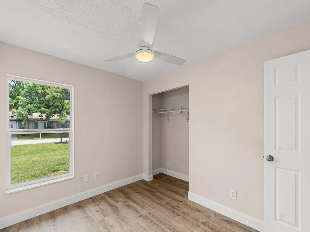 Photo of 4065 46th Lane