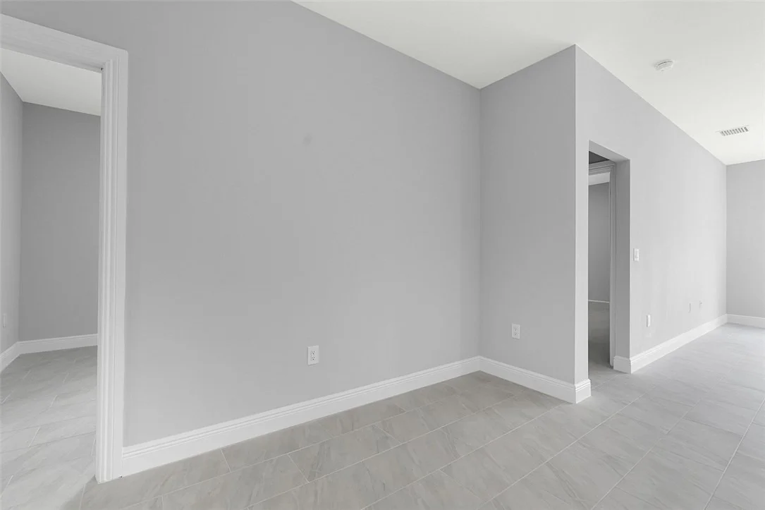 Photo of 6215 4th Lane