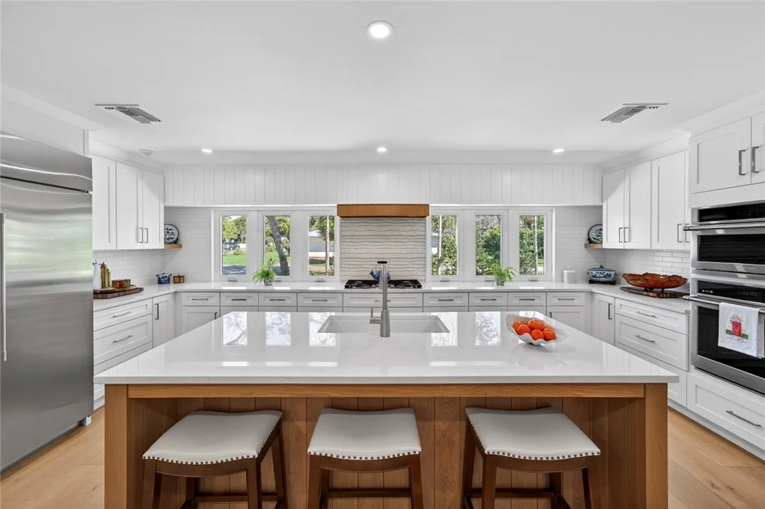Photo of 706 Hibiscus Lane