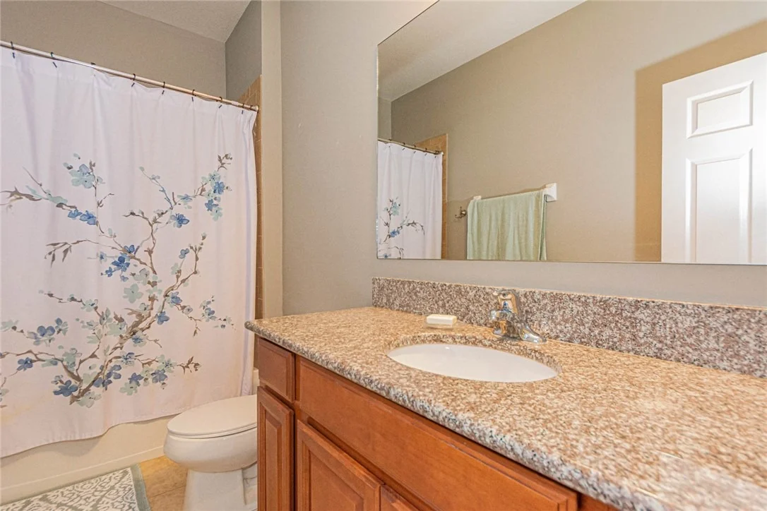 Photo of 4250 Diamond Square