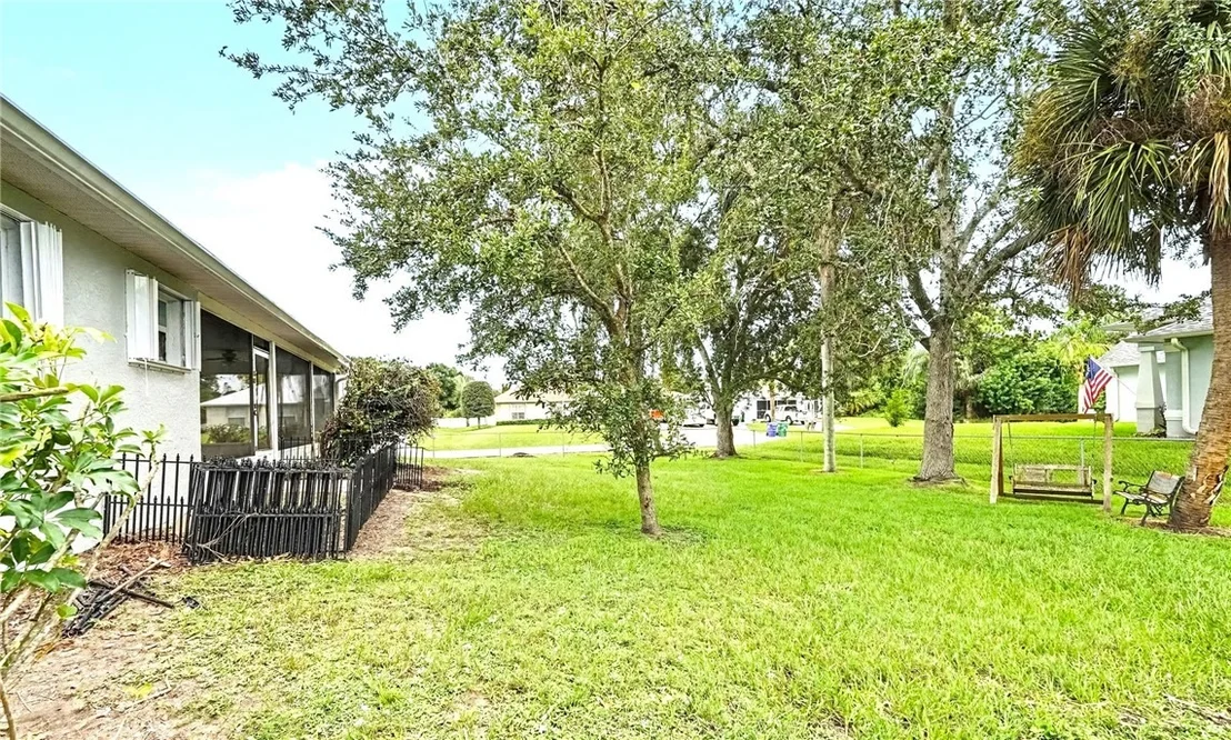 Photo of 1358 Roulette Street
