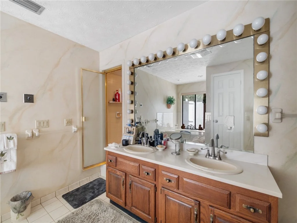 Photo of 5101 Deer Run Drive