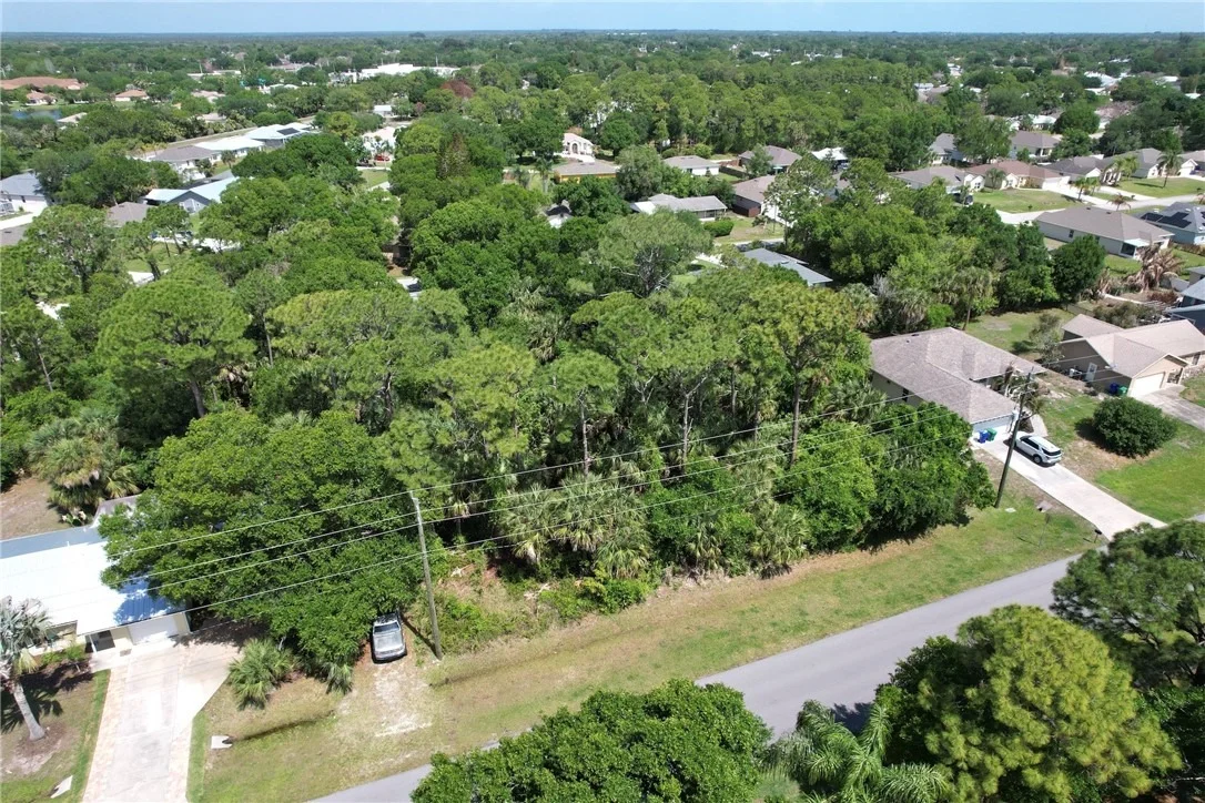Photo of 769 Tulip Drive