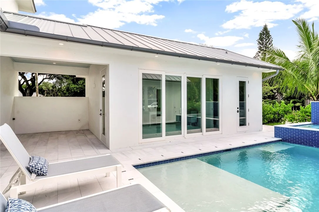 Photo of 985 Clipper Road