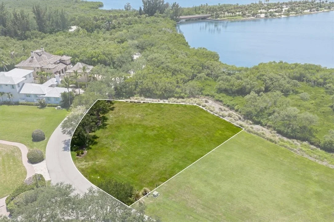 Photo of 9205 Marsh Island Drive