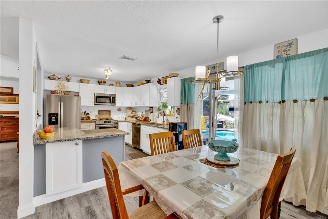 Photo of 445 Perch Lane