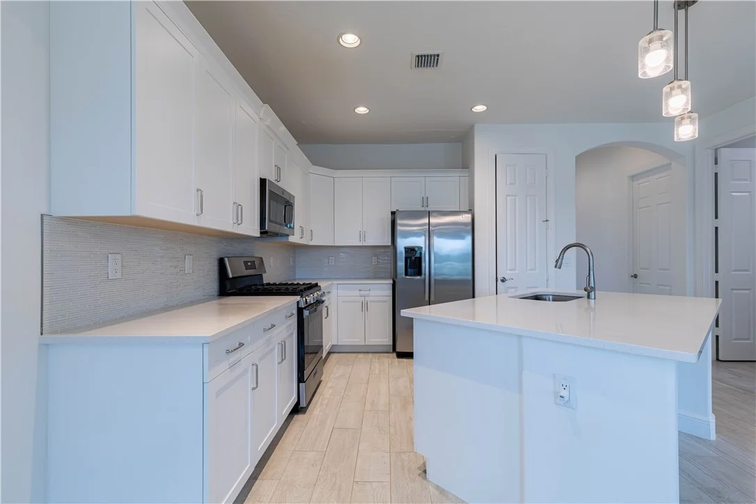 Photo of 5979 Bella Rosa Lane